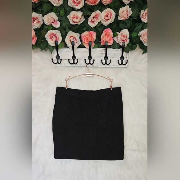 Kismet Black & Gold Sparkle Knit Mini Skirt - Picture 3 of 6